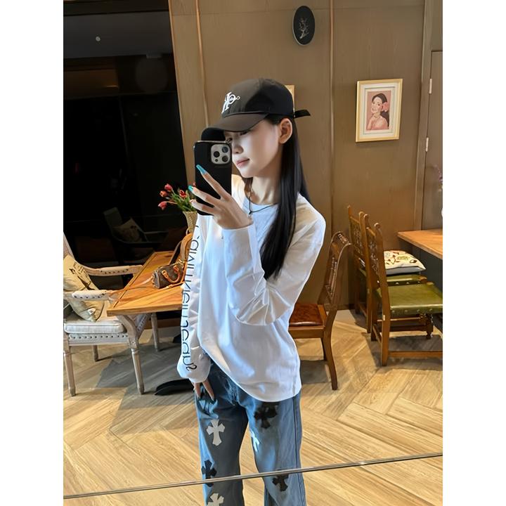 白色字母印花长袖t恤打底衫女春秋季2025新款圆领宽松设计感卫衣
