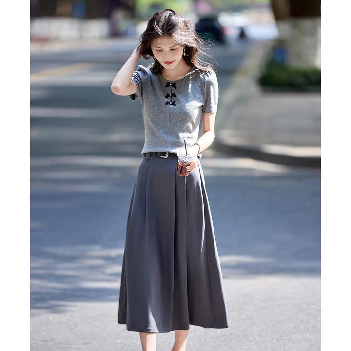 尚静学院风气质优雅套装裙女2025夏季新款珍珠扣T恤+高腰半身裙
