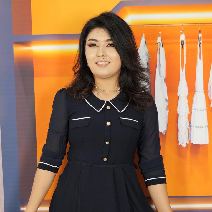 花花连衣裙女款显瘦长袖时尚休闲修身印花花色针织打底女士夏季