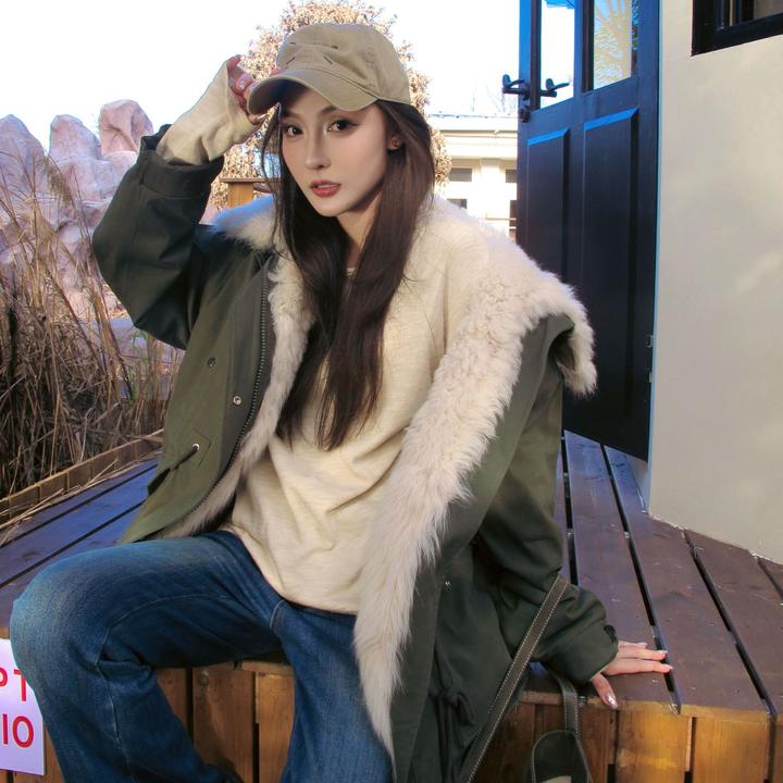 Moprobably李予诺「实穿主义」90鹅绒进口托卡可拆卸外套L5468019