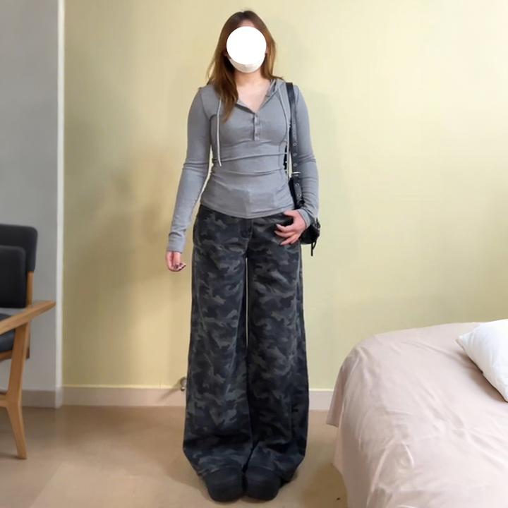 300斤美式工装阔腿迷彩牛仔裤女春季新款裤子大码胖mm显瘦直筒裤