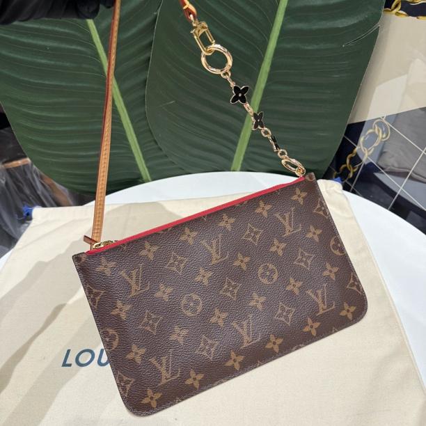 95新 LouisVuitton/路易威登 中号neverfull子袋手提包 芯片款