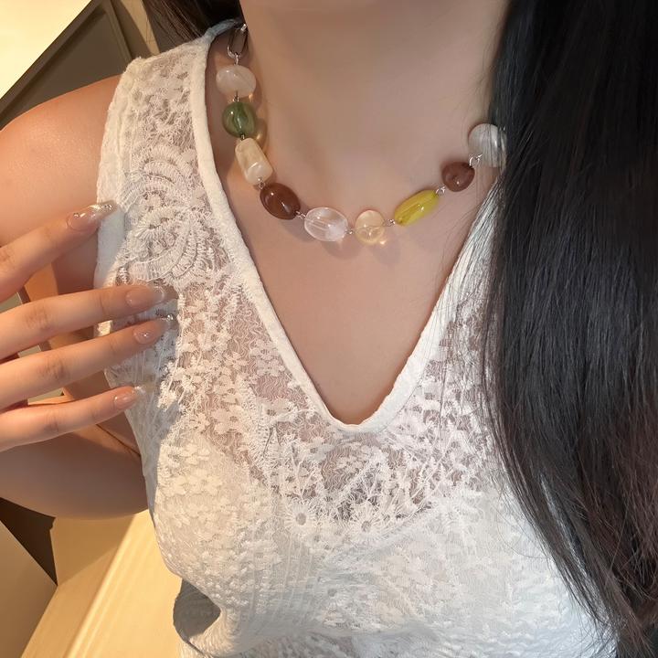 oushipei/欧诗佩 铜合金亚克力项链 彩色多巴胺串珠项链OT扣颈链