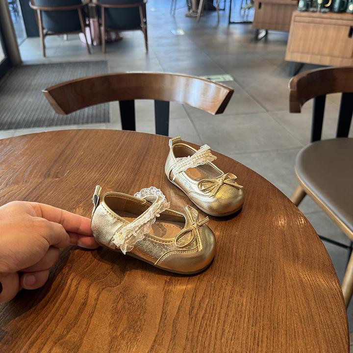 秋季女宝宝鞋软底学步鞋韩版百搭女童洋气公主鞋春秋周岁婴儿鞋