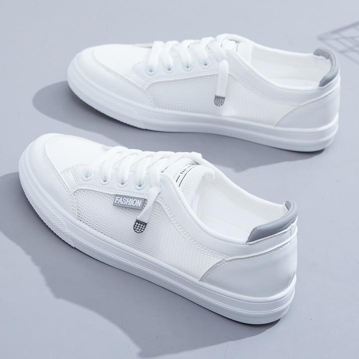 新款女鞋2024夏季透气板鞋百搭小白鞋学生韩版休闲鞋运动网面白鞋