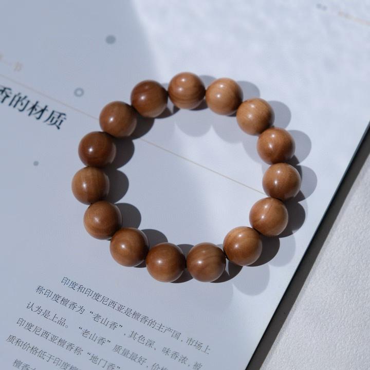 印度老山檀香1.5顺纹手串新品