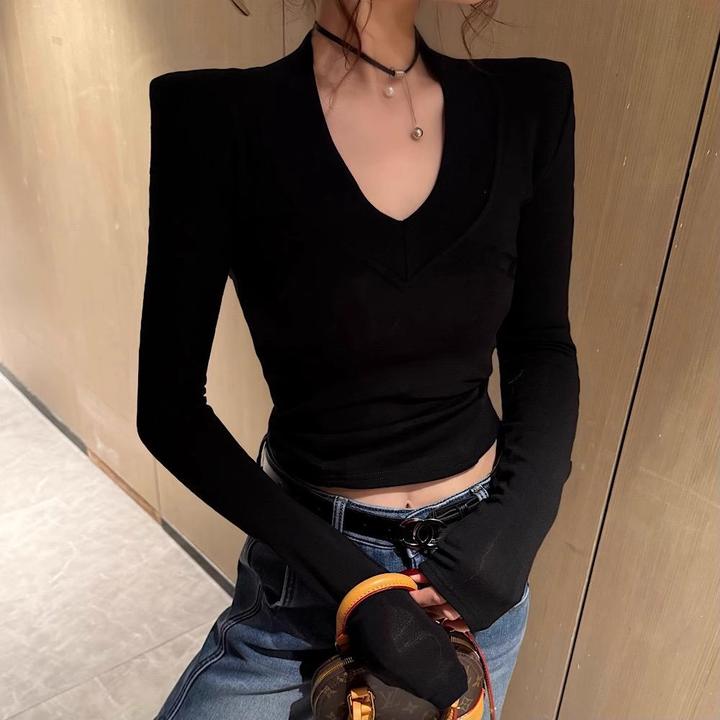 时尚辣妹气质V领红色长袖t恤女春秋季新款修身显瘦内搭打底衫上衣