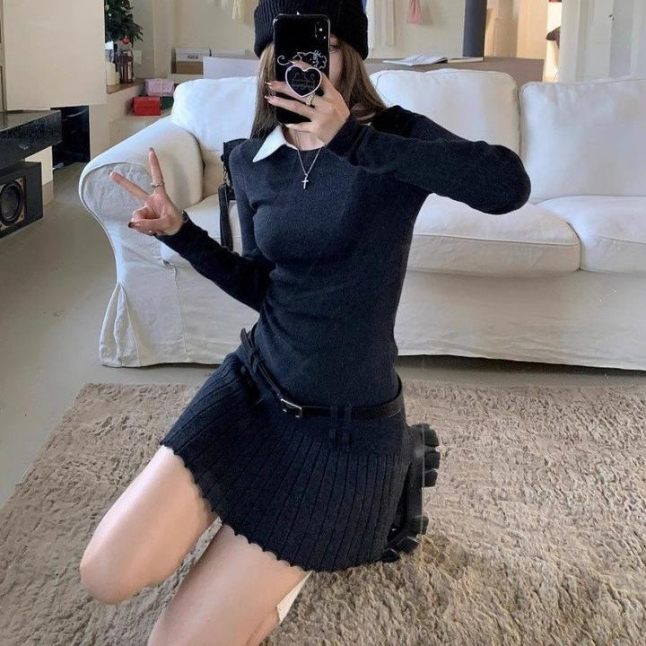 大码设计感假两件针织连衣裙女秋冬新款修身显瘦辣妹A字百褶短裙