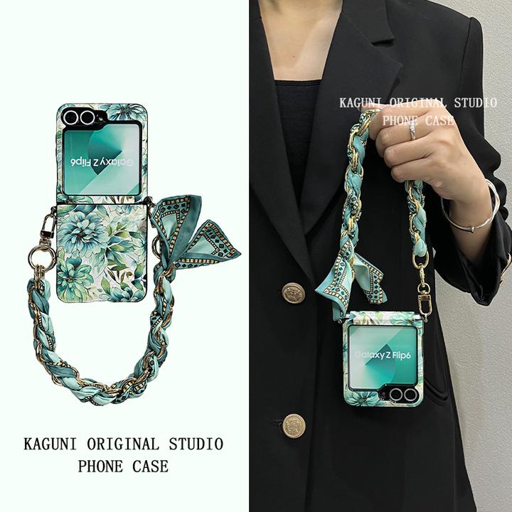 国风高级感侧扣皮质绿花朵丝巾手提链适用三星zflip6手机壳新款