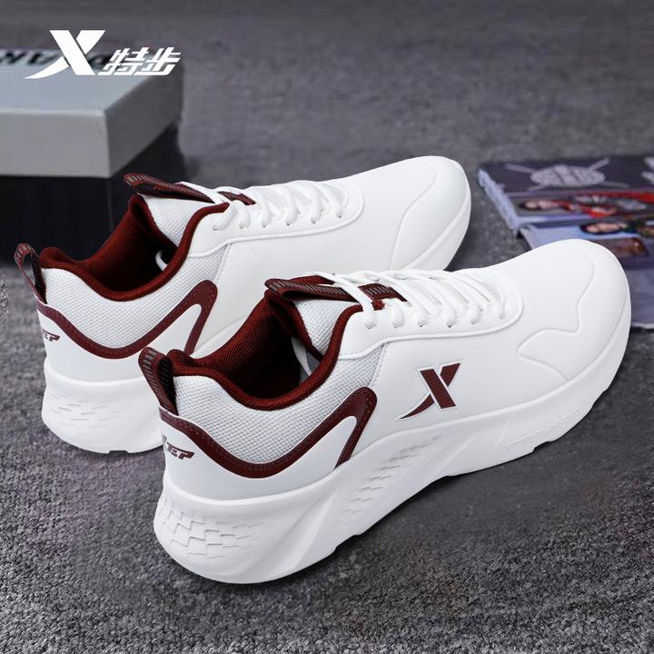 特步男鞋耐磨跑步鞋秋冬2025新款百搭休闲鞋子皮面防水运动鞋男款