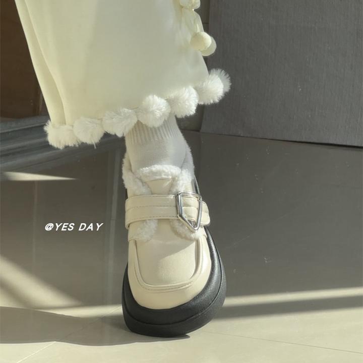 白色日系配裙子厚底加绒小皮鞋女2025冬季新款圆头魔术贴保暖棉鞋