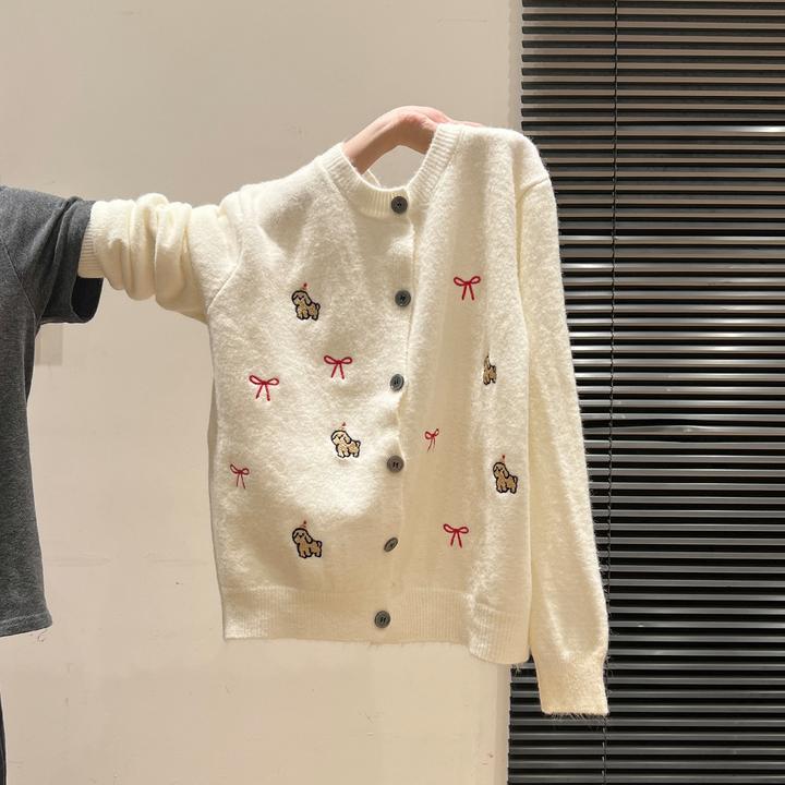 刺绣排扣圆领长袖开衫女2026秋冬季新款外搭外套毛衣加厚上衣