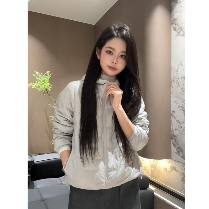 宿慕SUMU女款连帽轻薄短款羽绒服冬季2025新款休闲时尚百搭羽绒服