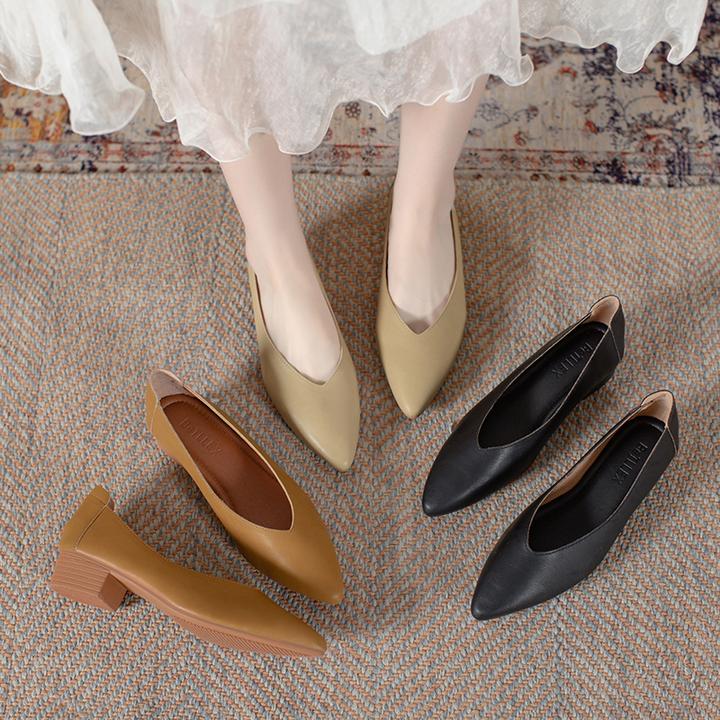 真皮粗跟单鞋女浅口2025新款时尚百搭尖头软皮软底奶奶鞋中跟女鞋
