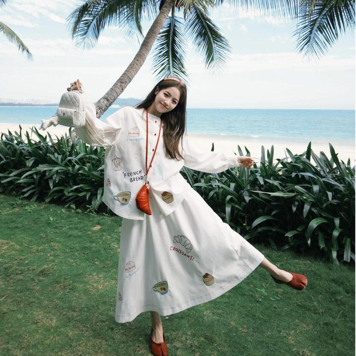 高级感小众洋气减龄炸街时尚刺绣长袖衬衫女春季半身裙套装两件套