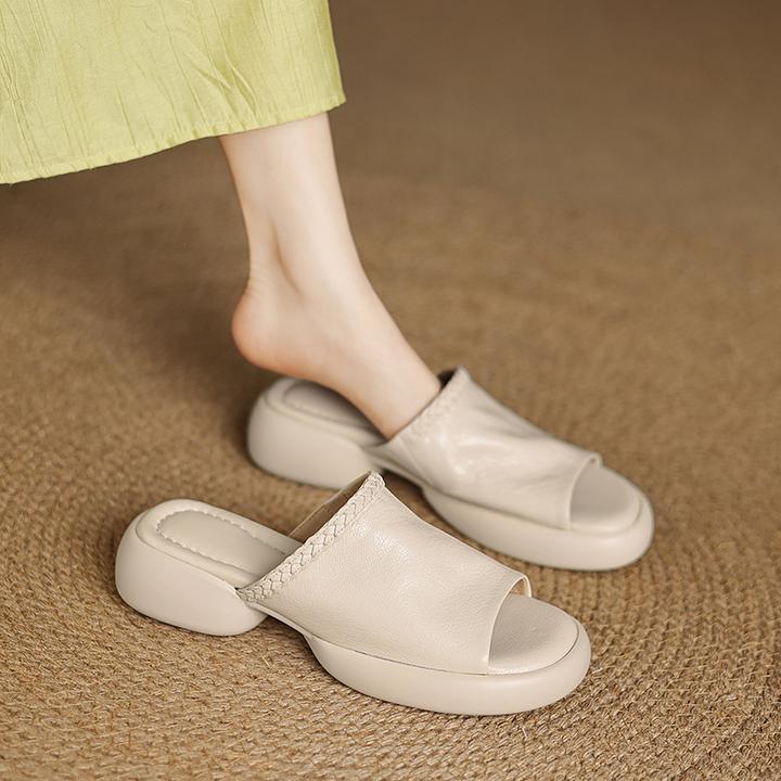 一字拖鞋女夏外穿时尚2025年新款粗跟复古百搭中跟气质厚底凉拖女