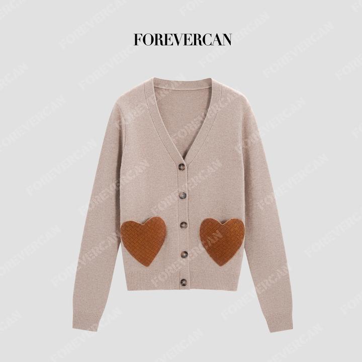 FOREVERCAN“丘比特”小山羊绒混纺编织爱心口袋开衫毛衣MY10195