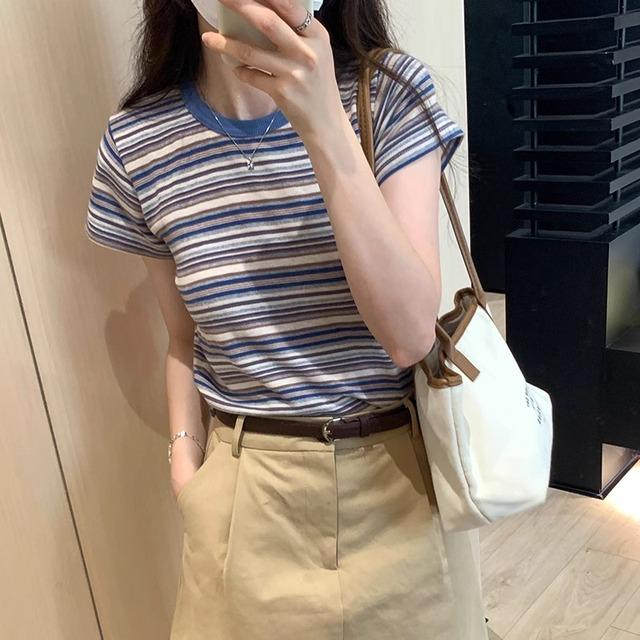 条纹短款正肩短袖t恤女夏2025新款设计感小众小个子上衣体恤薄款