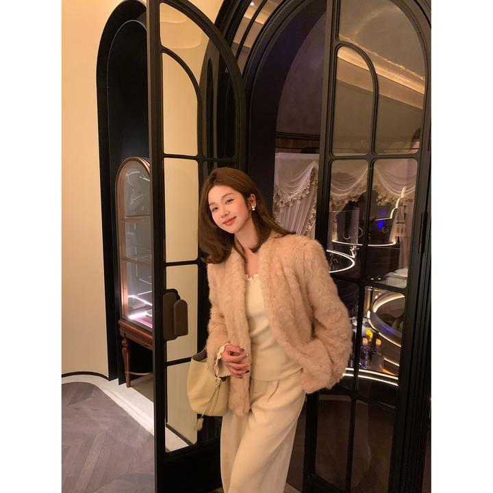 陳文文xenl【蜜桃芭莎】冬季温柔千金感夹棉保暖环保毛毛外套女0092