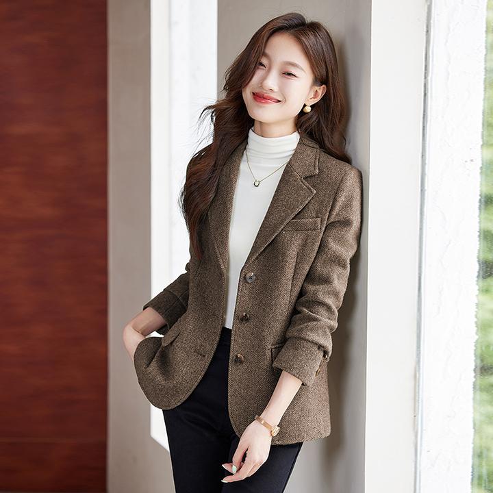 毛呢西装外套女秋冬2025新款高级感气质时尚小个子休闲小西服加厚
