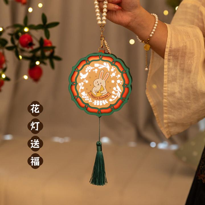 阿楹 新款兔子春节灯笼挂饰中式儿童手提花灯阳台氛围小夜灯礼物