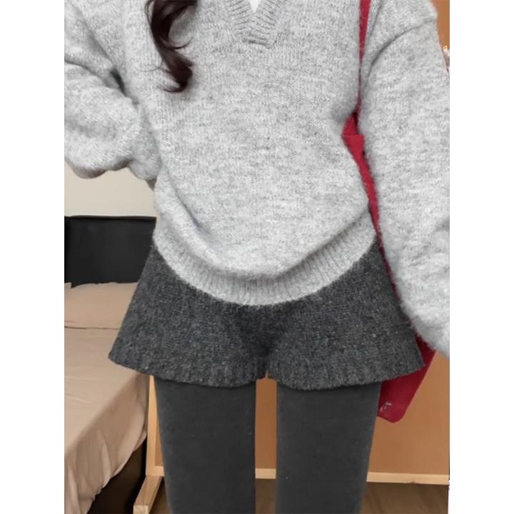 灰色针织短裤女冬季外穿2026新款高腰a字包臀裤小个子打底毛衣裤