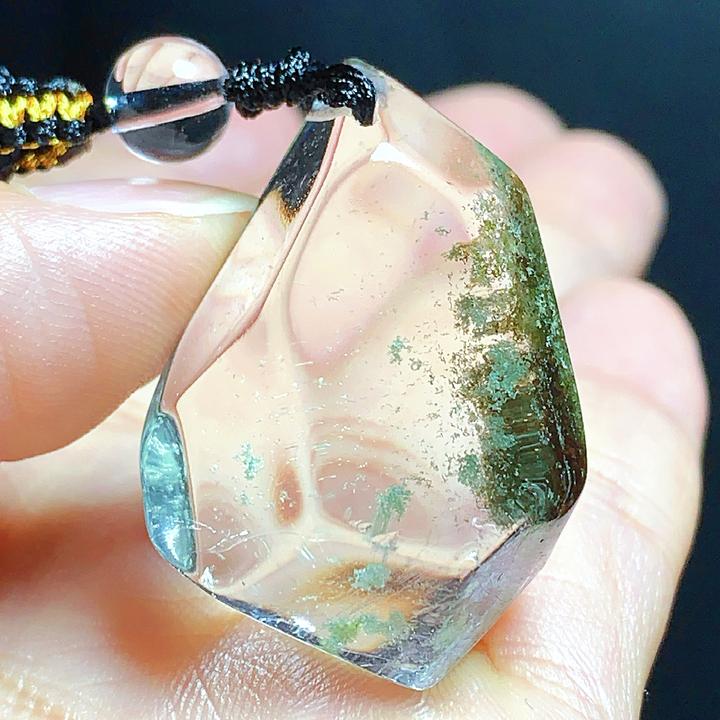 东海水晶天然随形绿幽灵水晶吊坠毛衣链通透原石项坠男女款聚宝盆