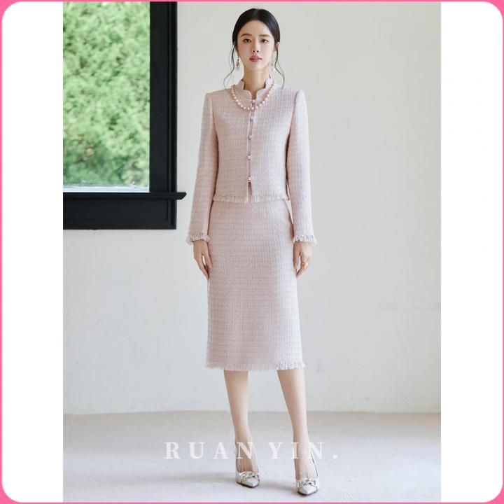 RUAN YIN粉色西装套装，女性化，时尚，高端，平易近人的奢华，女儿风