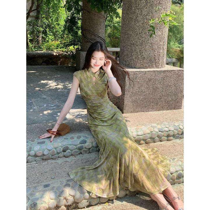 凌茜恣禾【青瓷谣】国风新中式绿色碎花镂空大裙摆连衣裙改良旗袍裙