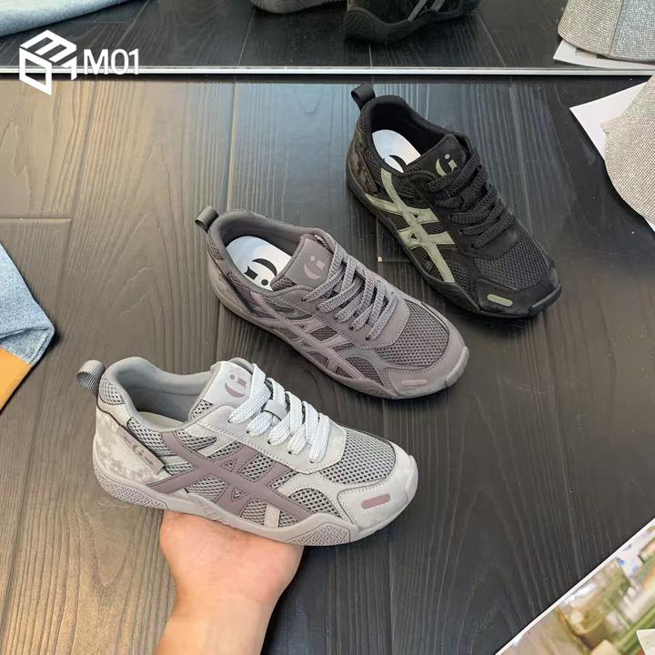 M01时尚软底显脚小阿甘鞋女2025秋季新款运动休闲鞋透气德训鞋