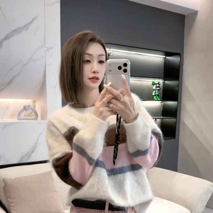 熙薇【三彩拼色】2025冬季新款时尚休闲百搭针织毛衣H6685