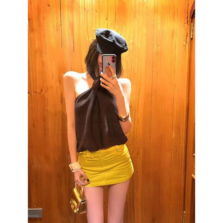 辣妹纯欲休闲百搭设计感交叉挂脖吊带背心高腰显瘦包臀黄色半身裙