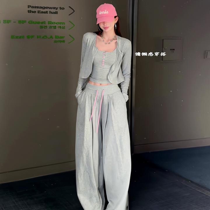 女春季新款时尚休闲套装软糯短款开衫上衣内搭吊带阔腿长裤三件套