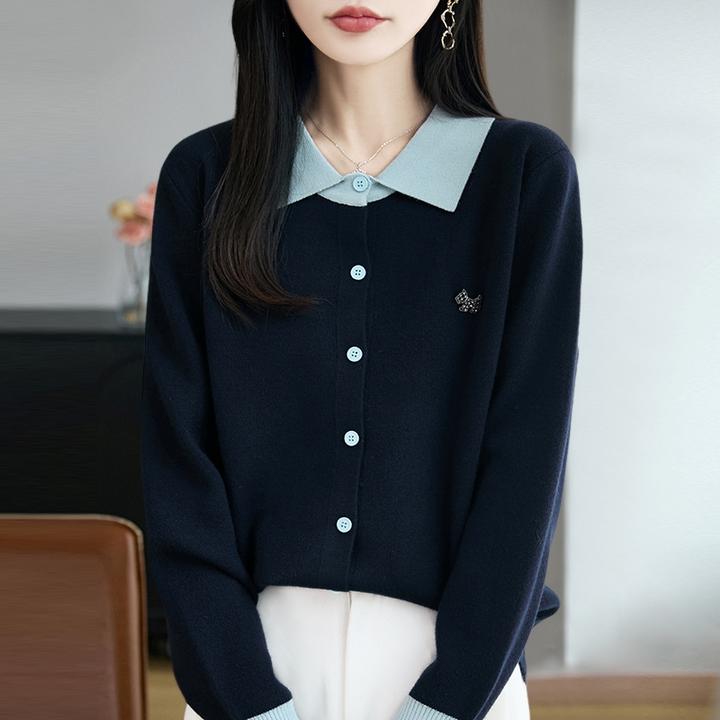 大码女装刺绣翻领撞色针织开衫秋冬2025新款宽松外搭气质上衣毛衣