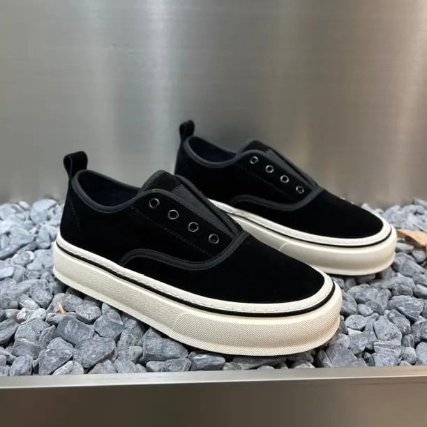 鞋子男款秋冬季休闲板鞋百搭痞帅厚底滑板鞋时尚百搭休闲运动鞋