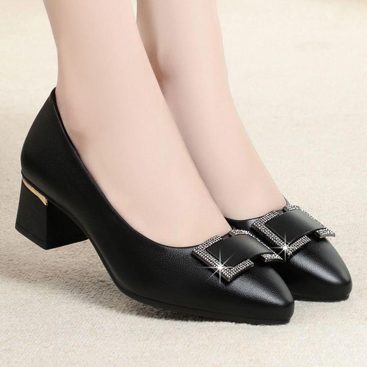 真皮2025春季新款软皮软底舒适妈妈尖头瓢鞋中跟单鞋女粗跟鞋