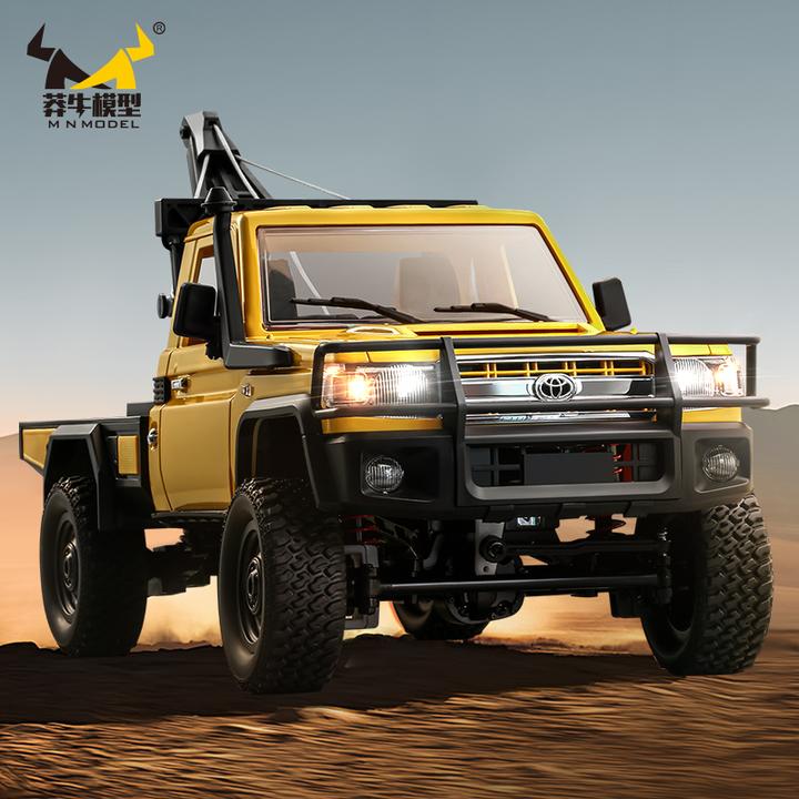 莽牛模型MN-82T越野攀爬车四轮驱动大马力丰田皮卡RC遥控汽车模型