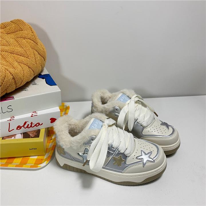 米银色加绒星星板鞋女2025冬季新款软底舒适百搭保暖原创超火棉鞋