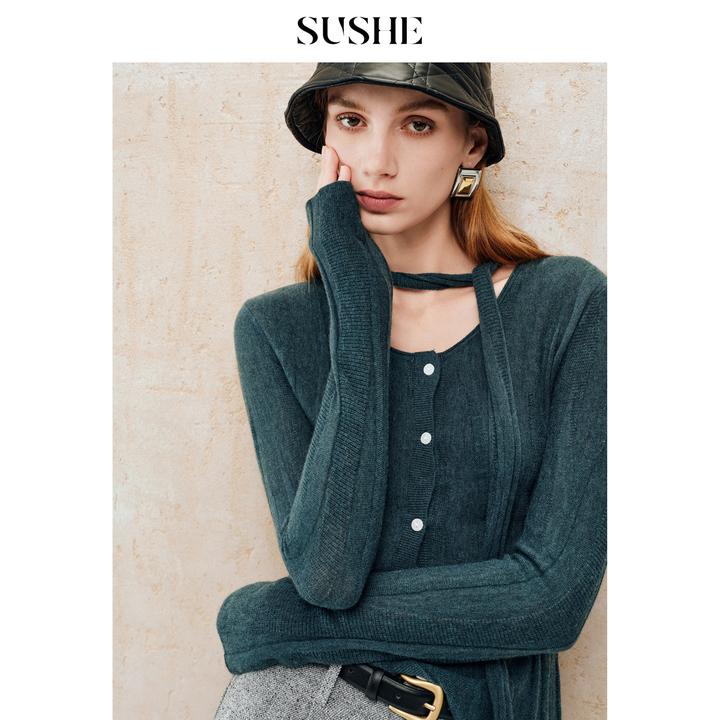 束皙SUSHE 绒缕 优雅新境 100高弹坑条波浪门襟修身针织衫女