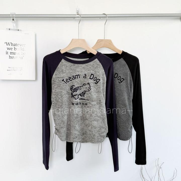 芊芊大码秋季时尚卡通狗狗印花插肩长袖修身上衣【JQ77323】