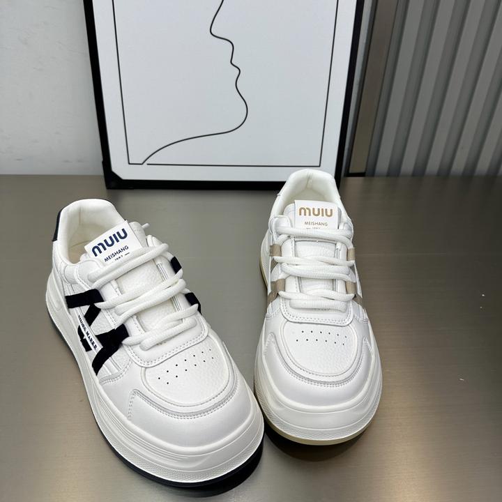 厚款不勒脚马丁靴瘦瘦靴平底休闲厚底靴子女靴