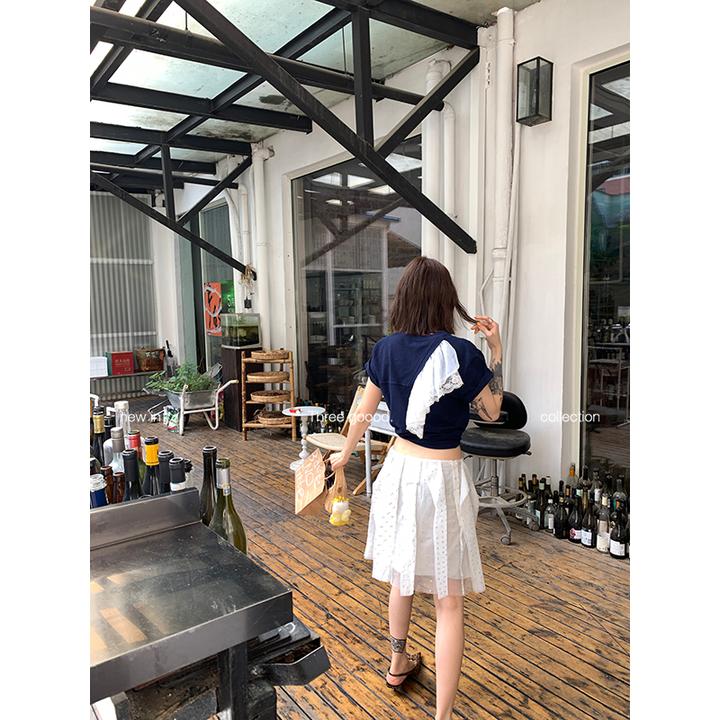 THREE GOOOD/三吉珠地针织蕾丝拼接T恤纽结设计短袖Y725Y07621