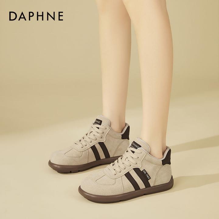达芙妮高帮鞋女鞋时尚加厚休闲运动鞋2024新款女士棉鞋德训鞋外穿