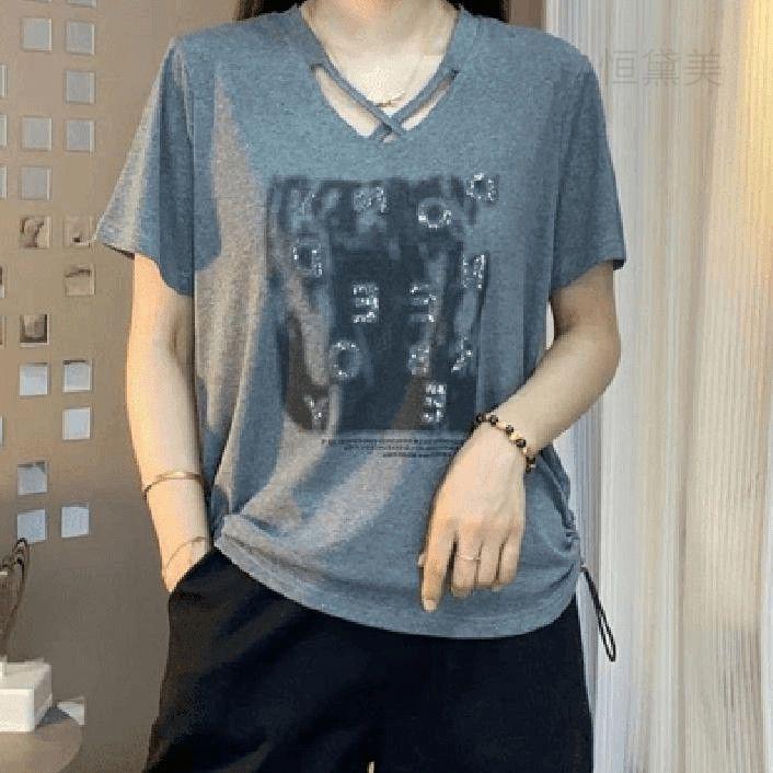 25新款印花短袖V领休闲百搭时尚潮流T恤大码宽松半袖显瘦洋气夏季