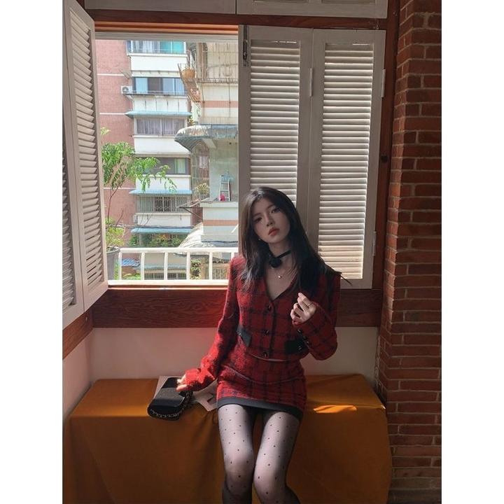 法式红格子小香风套装女2025韩剧女主穿搭包臀半裙显瘦名媛两件套