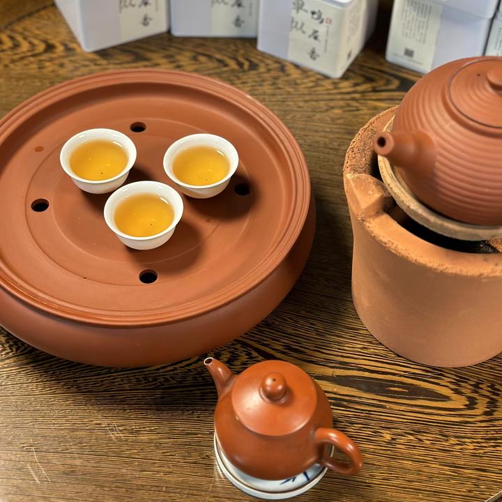 凤凰单枞茶蜜兰香鸭屎香潮州原产地清香雪片茶叶礼盒装口粮茶