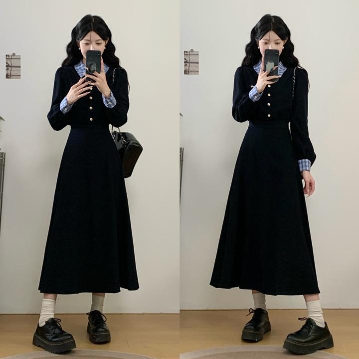 秋冬新款娃娃领拼接藏青色连衣裙格子撞色时尚气质收腰显瘦