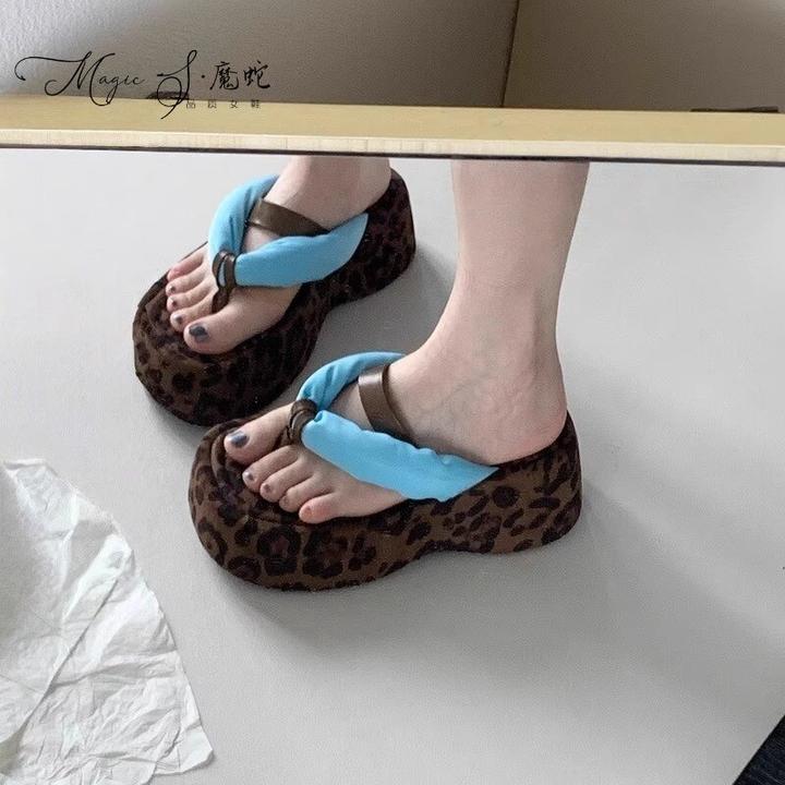 【万达撤柜】松糕厚底坡跟拖鞋女夏外穿2025新款小个子防滑豹纹透明