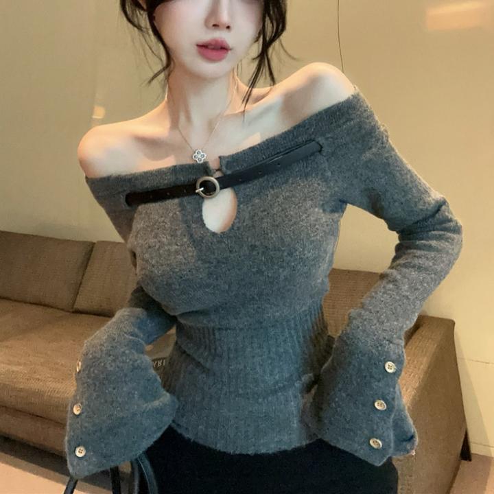 辣妹纯欲一字肩镂空针织上衣女秋冬设计感内搭打底衫洋气显瘦毛衣