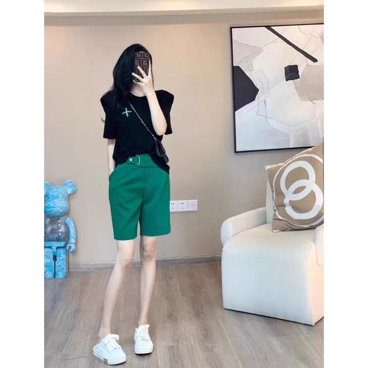 法式小香风套装女夏2025新款网红时尚休闲减龄盐系职业短裤两件套